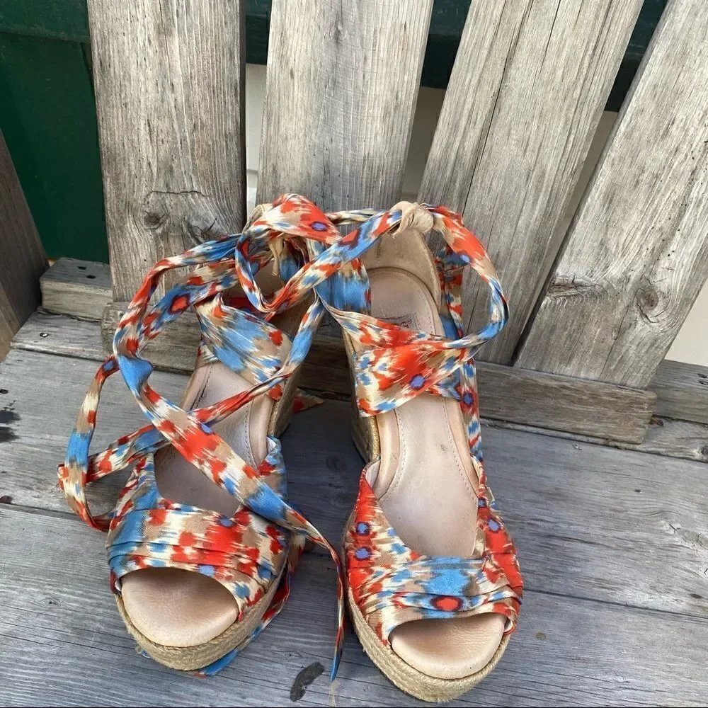 UGG Women's Lucianna Espadrille Sandals - Santorini Ikat 5.5